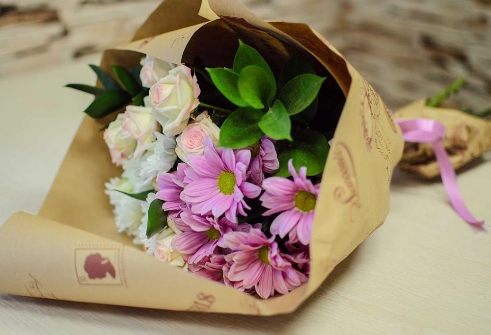 Букет цветов из: Розы и Хризантемы в Зуевке Курской области