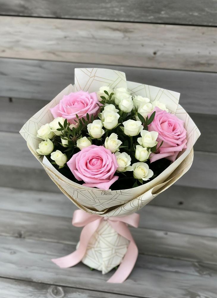 Букет цветов из: Розы в Зуевке Курской области
