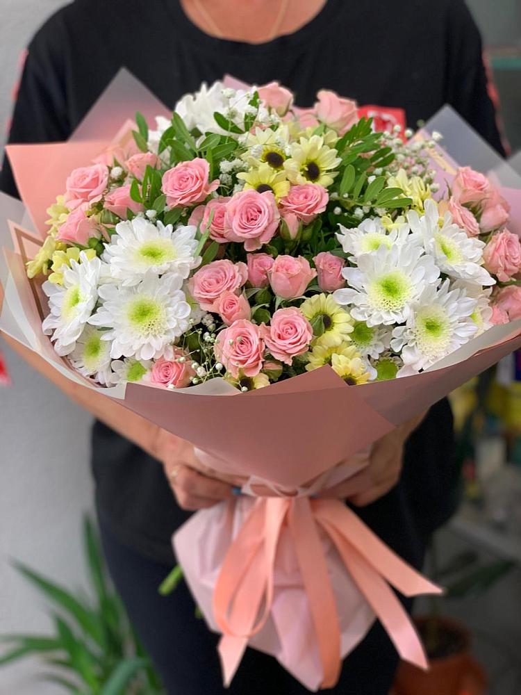 Букет цветов из: Розы и Хризантемы в Зуевке Курской области