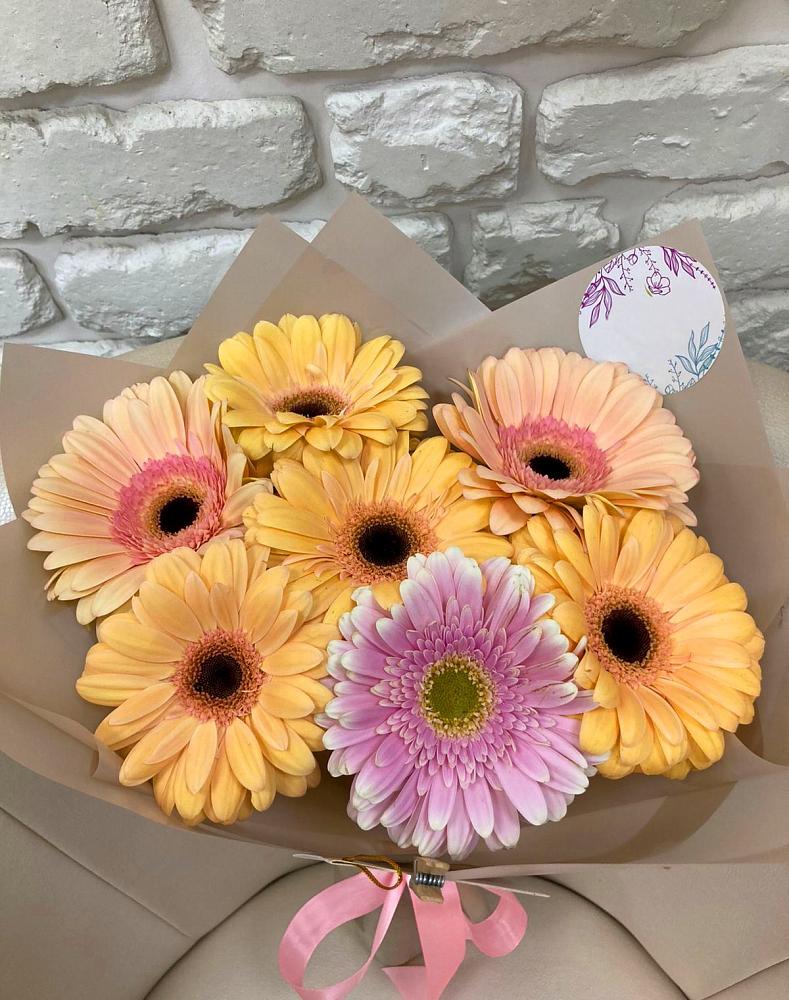 Букет цветов из: Герберы в Зуевке Курской области