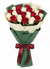 Букет Микс из красных и белых роз #REPLACE_PRED# Зуевке Курской области