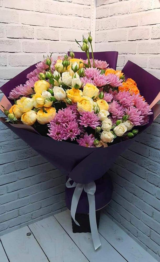 Букет цветов из: Хризантемы и Розы в Зуевке Курской области