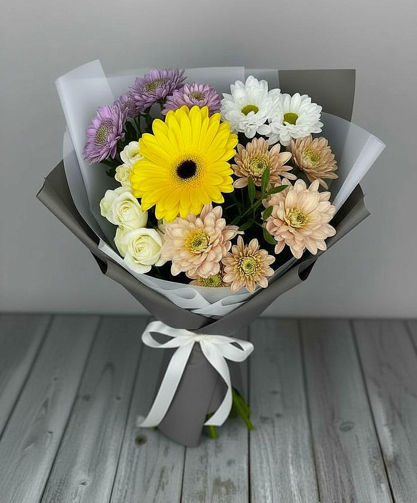 Букет цветов из: Розы, Герберы и Хризантемы в Зуевке Курской области