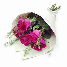 Букет цветов из:  Розы в Зуевке Курской области