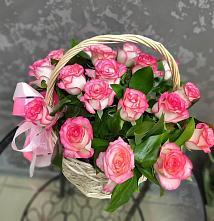 Цветочная композиция из Розы в корзине #REPLACE_PRED# Зуевке Курской области