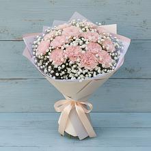 Букет цветов из:  Гвоздики в Зуевке Курской области
