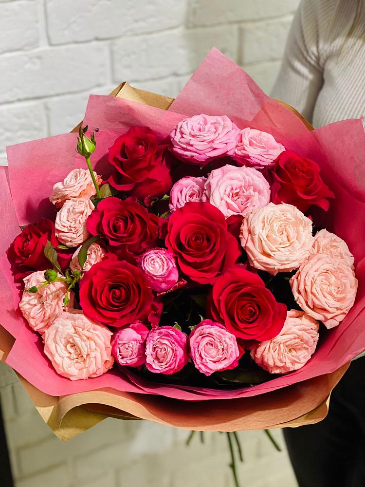 Букет цветов из: Розы в Зуевке Курской области