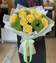 Букет цветов из:  Хризантемы и Розы в Зуевке Курской области