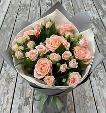 Букет цветов из:  Розы в Зуевке Курской области